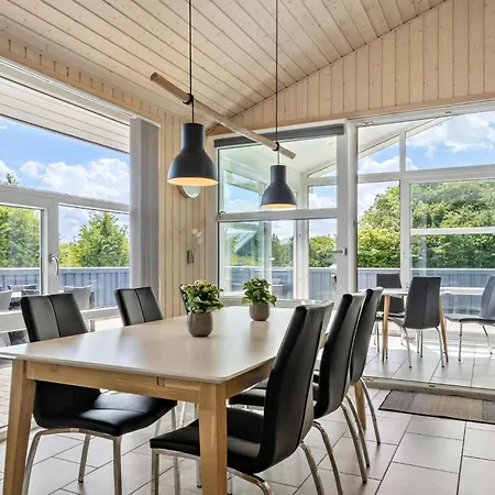 Casa de Férias Amazing In With Kitchen Tarm