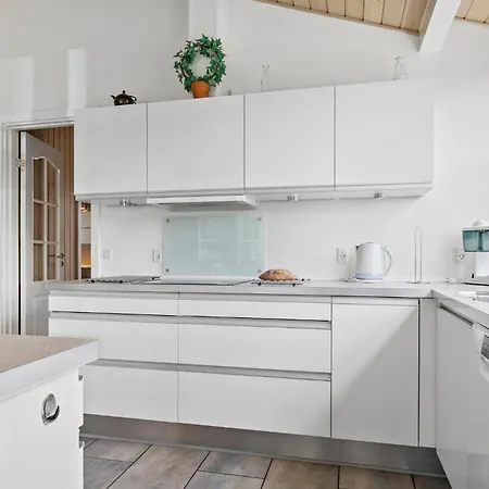 Casa de Férias Amazing In With Kitchen Tarm