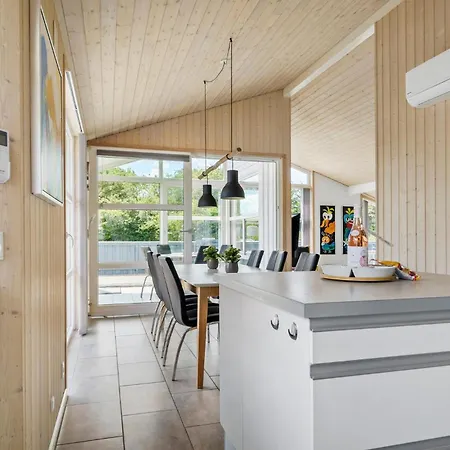 Casa de Férias Amazing In With Kitchen Tarm