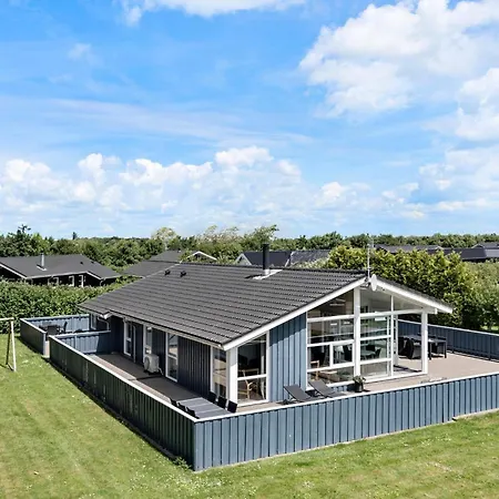 Amazing In With Kitchen *