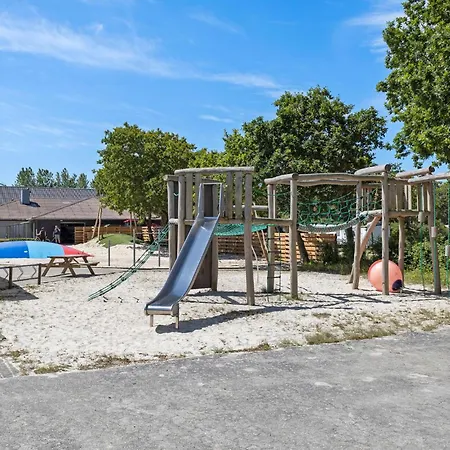 Amazing In With Kitchen *