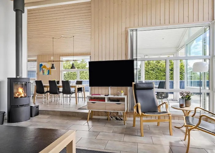 Amazing In With Kitchen